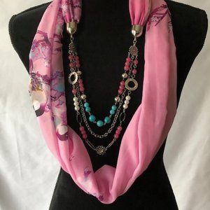 WOMEN'S BEADED INFINITY SCARF/EARRING SET
